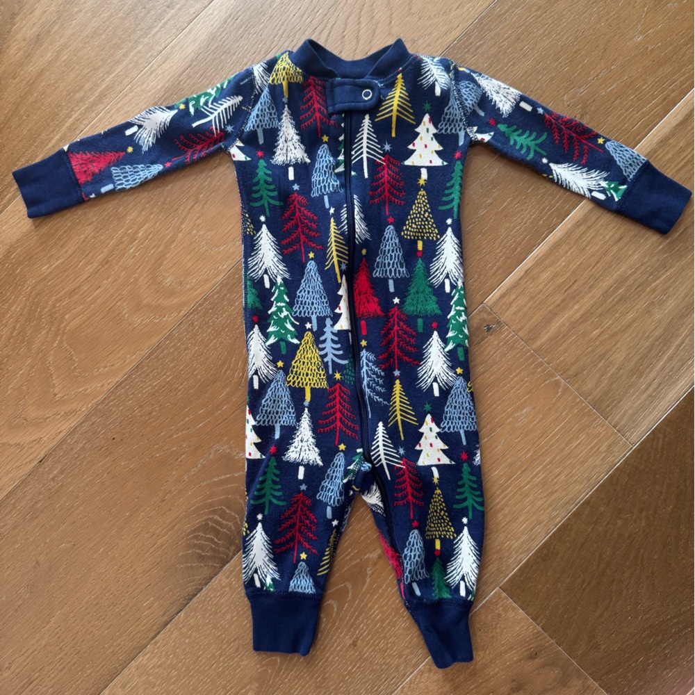 SOLD—Hanna Andersson Holiday Pajamas